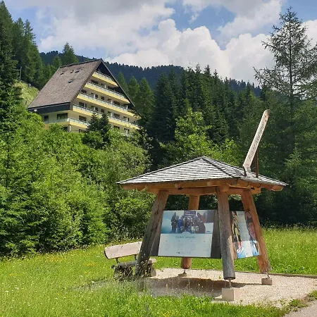 Mountain Apartment Innerkrems