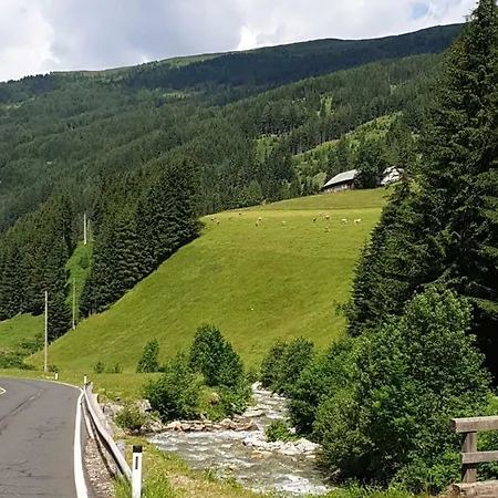 Mountain Apartmán *